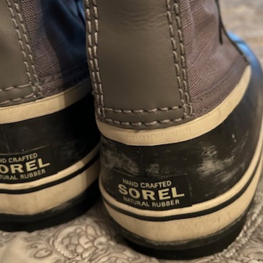 Sorel Winter Carnival Waterproof Boot (Women size 9.5) - Picture 9 of 15